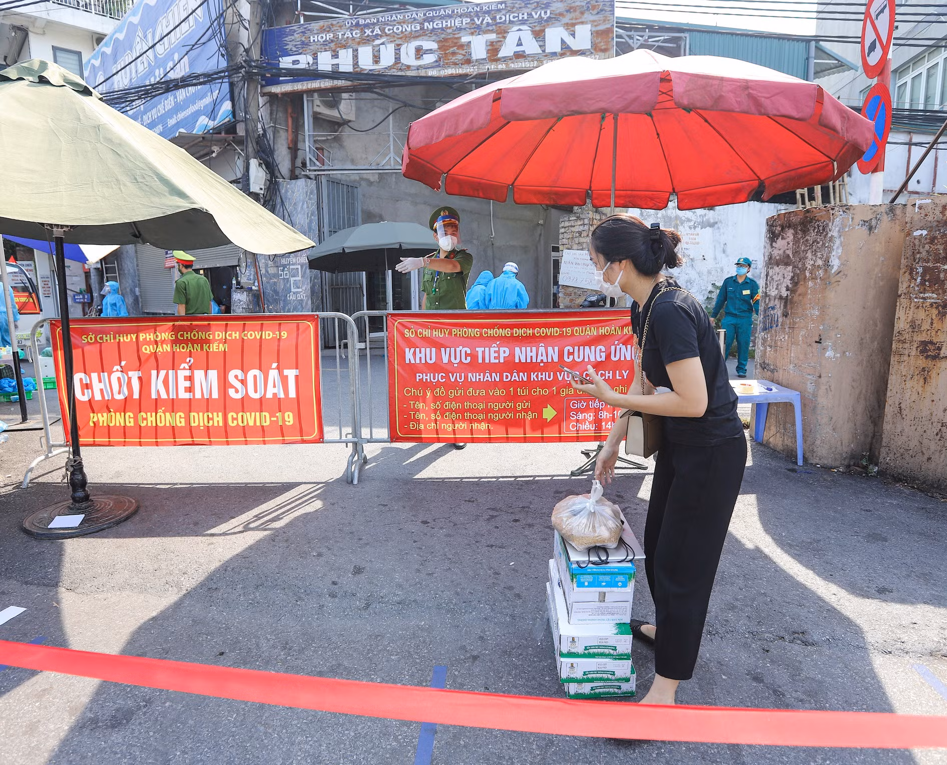 Hà Nội: Người dân phường Chương Dương được đảm bảo đủ lương thực, thực phẩm -0