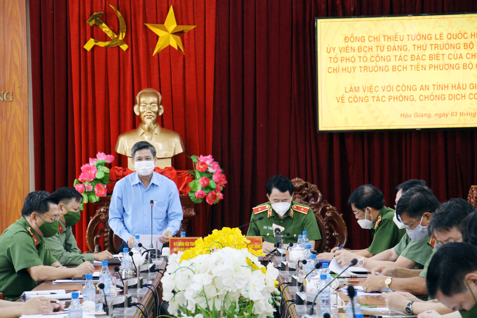 Công an Hậu Giang tận dụng “giai đoạn vàng” quyết liệt khoanh vùng, dập dịch -0