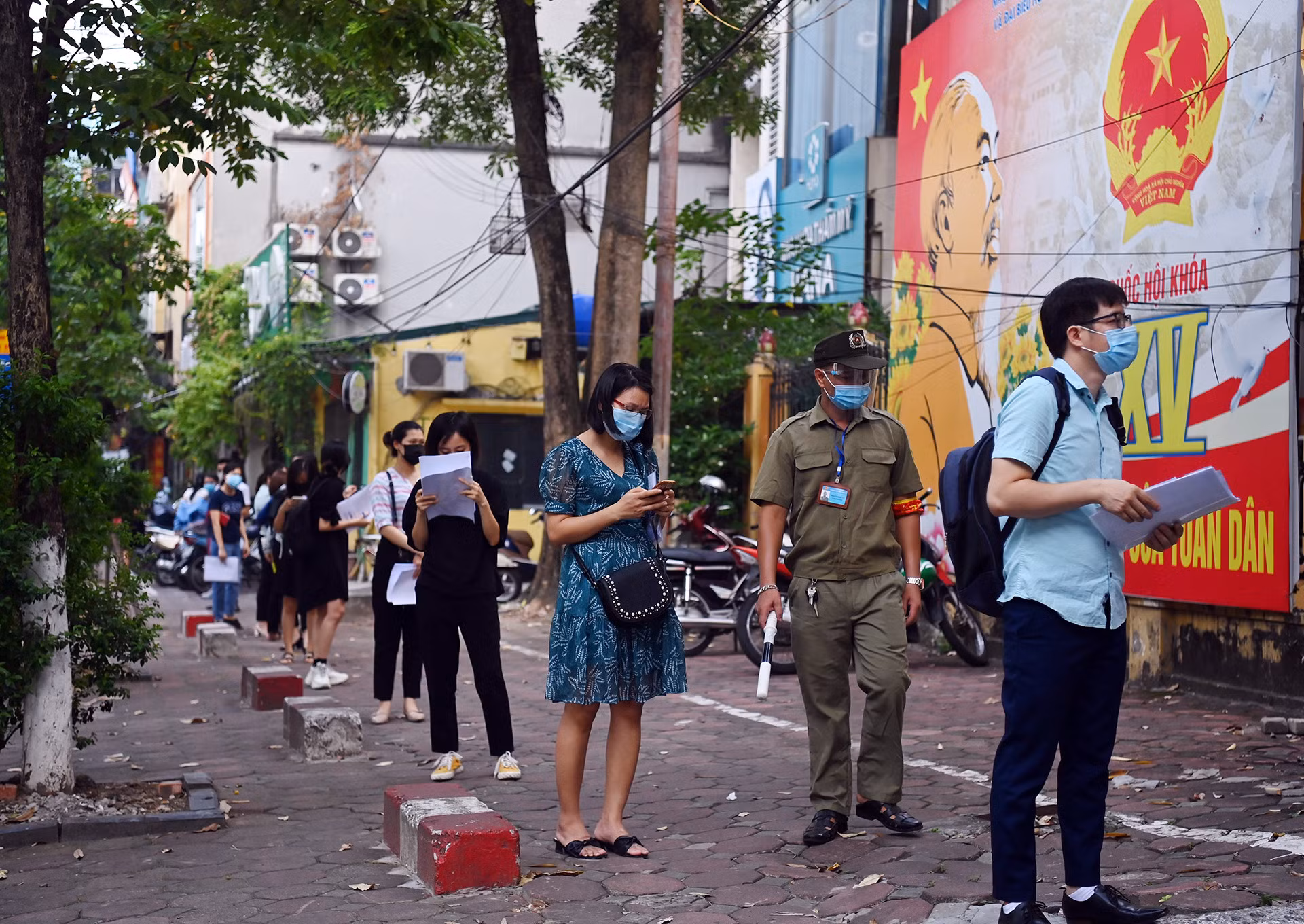Hà Nội sẽ điều chỉnh việc kiểm tra sử dụng giấy đi đường đúng mục đích, đúng đối tượng -0