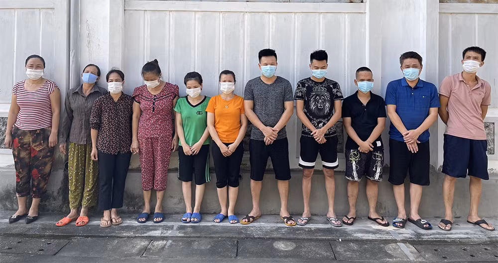 Triệt xoá đường dây đánh bạc với doanh số hơn 15 tỉ đồng -0