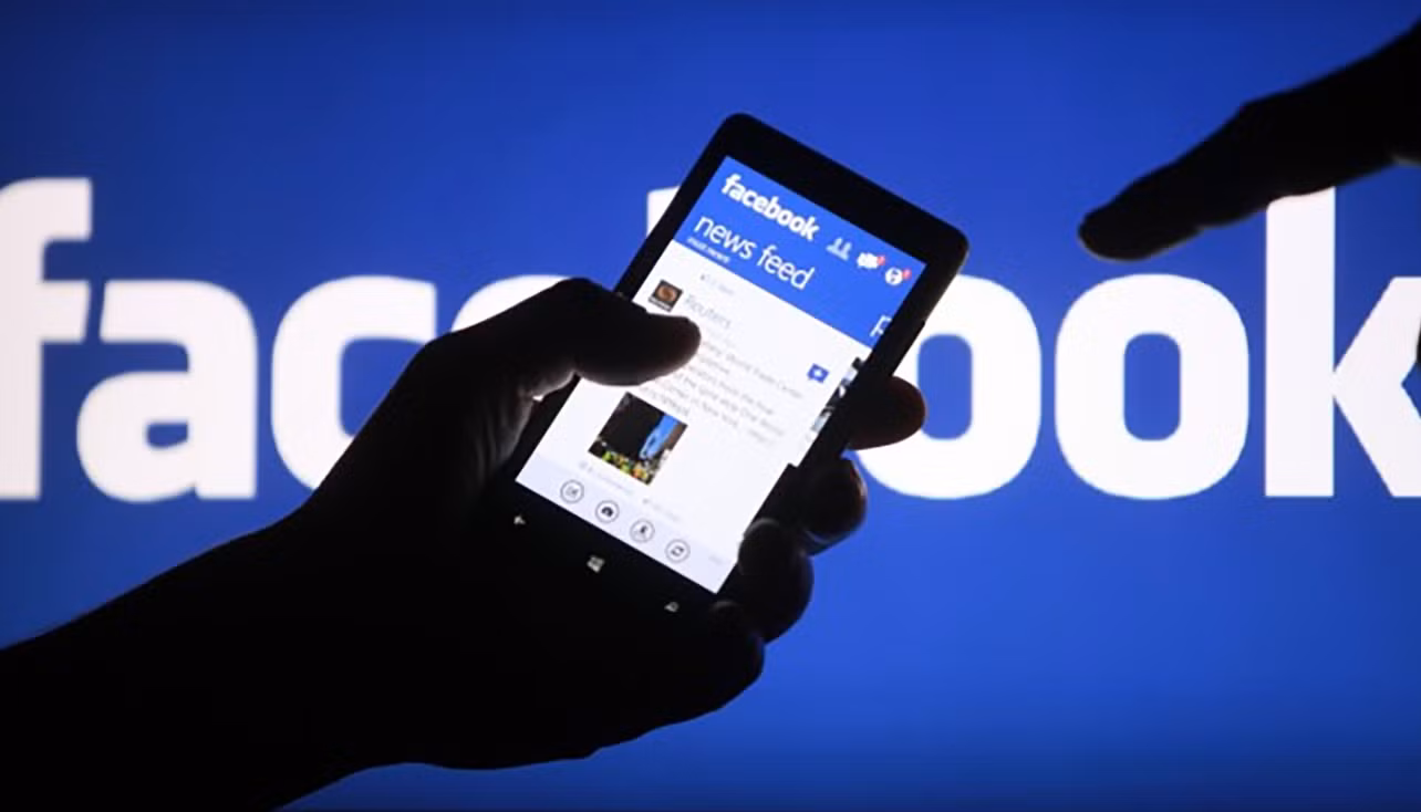 Thầy giáo cùng “người tình” dùng hàng loạt tài khoản Facebook đăng tải sai sự thật -0