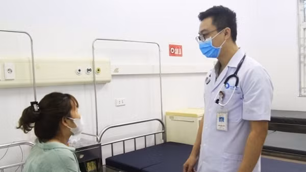 Cô gái 28 tuổi nhiễm sán nguy hiểm khi ăn thịt bò tái