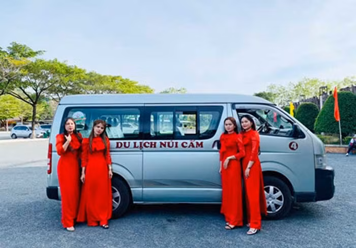 Cận cảnh “dàn siêu xe” nơi núi Cấm -1