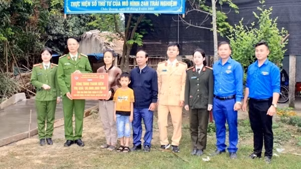 Mô hình "24 giờ trải nghiệm" ý nghĩa của đoàn viên Công an