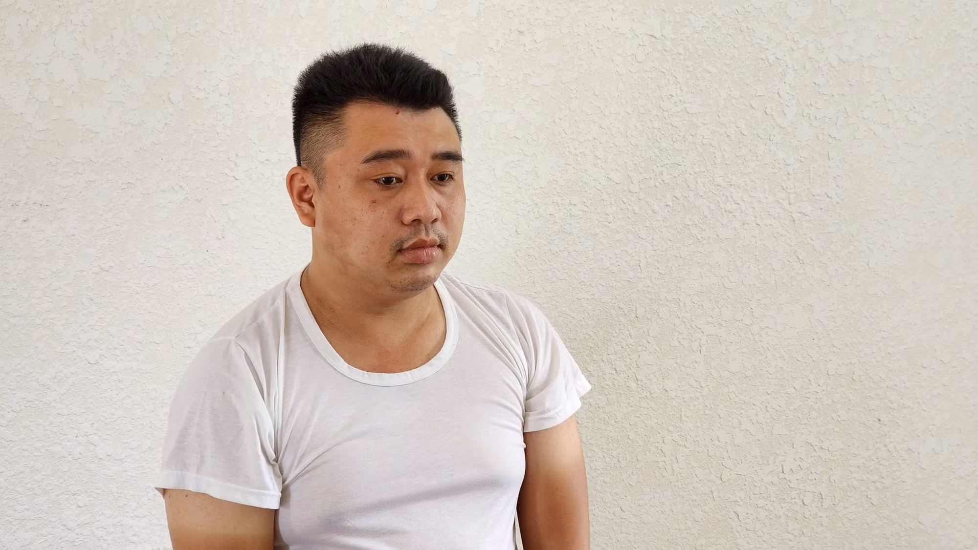 Bắt Công an dỏm nhận tiền “chạy án” hàng trăm triệu đồng -0