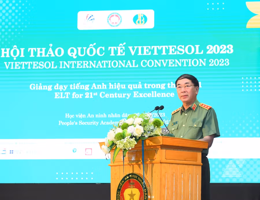 Hướng tới xây dựng và phát triển một cộng đồng nghiên cứu và giảng dạy Tiếng Anh vươn tầm khu vực và thế giới -0