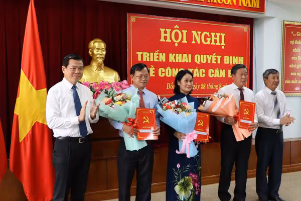 Nguyên Chủ tịch UBND tỉnh Đồng Nai Cao Tiến Dũng làm Trưởng ban Dân vận -0