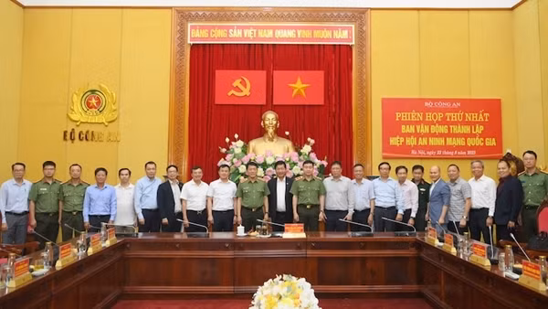 Xúc tiến việc thành lập Hiệp hội An ninh mạng quốc gia