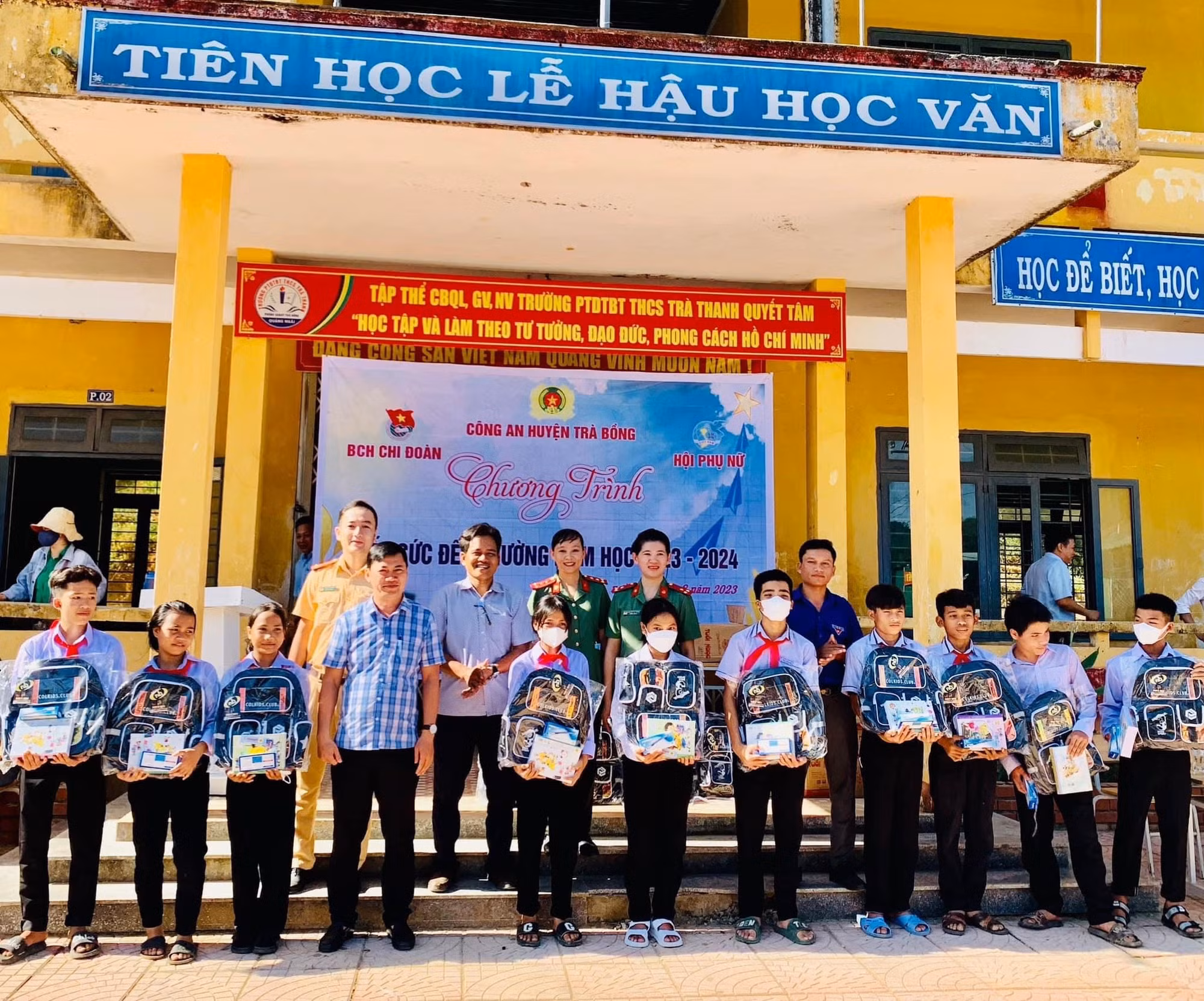 Nhiều hoạt động thiết thực “Tất cả vì học sinh thân yêu” trước thềm năm học mới -0
