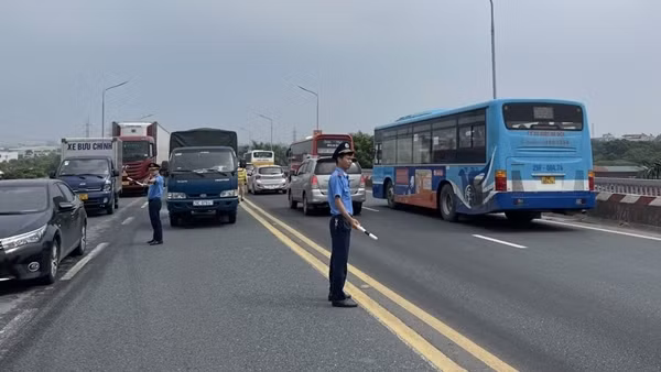Xử lý hàng trăm vi phạm, đảm bảo an toàn giao thông dịp nghỉ lễ 2/9