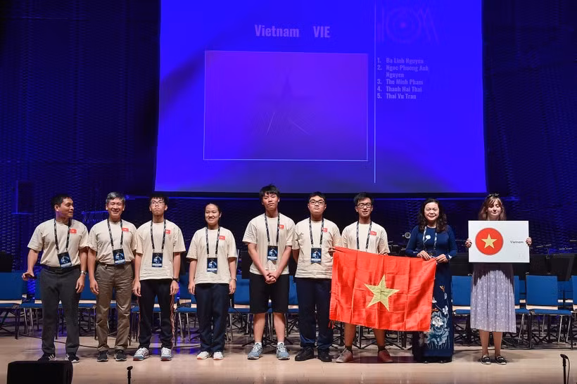 Việt Nam giành 4 Huy chương Olympic Thiên văn và Vật lý thiên văn quôc tế lần thứ 16 -0