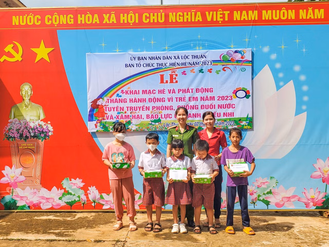phu nu cong an3.jpg -0