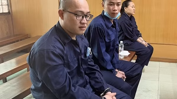 Ba đối tượng trong đường dây lừa lao động “việc nhẹ, lương cao” lãnh án