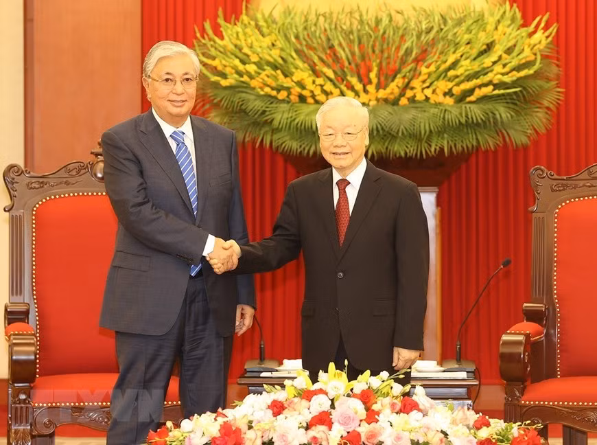Tổng Bí thư Nguyễn Phú Trọng tiếp Tổng thống Kazakhstan -0