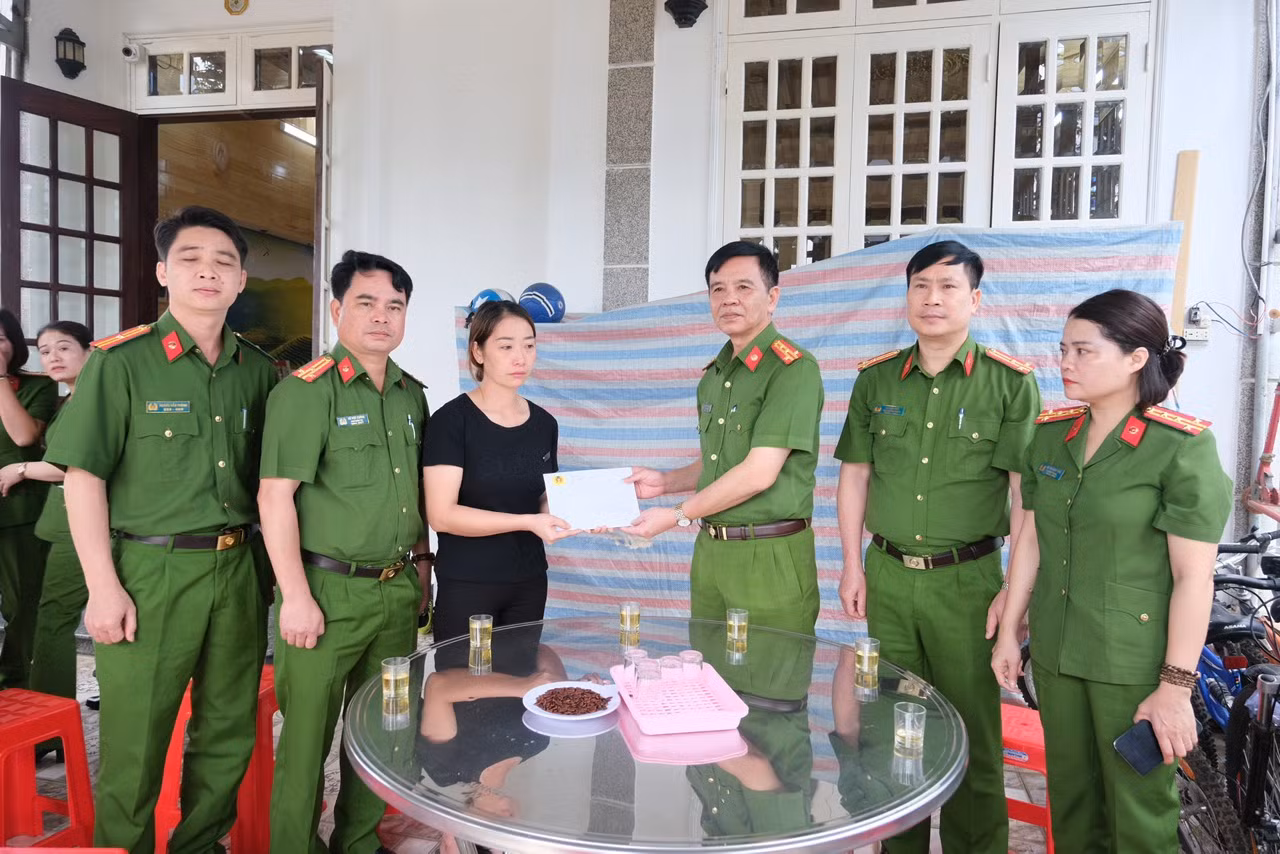 Cục Cảnh sát trại giam Thăm, chia buồn, động viên các liệt sỹ hi sinh ở Bảo Lộc, Lâm Đồng -0
