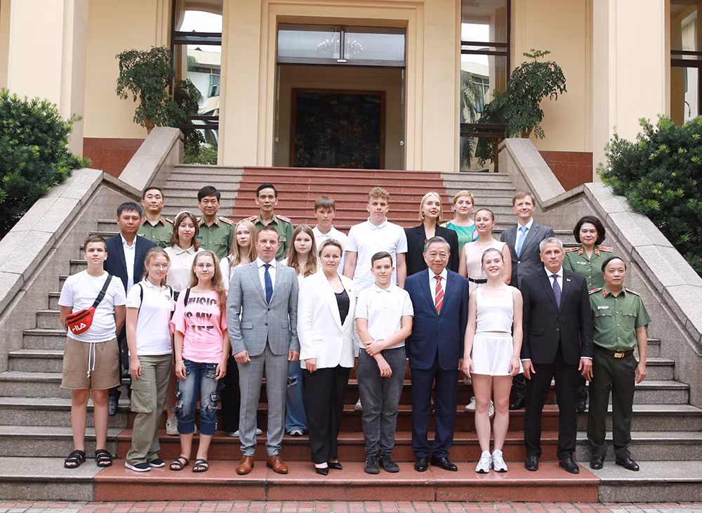 Minh chứng cho mối quan hệ hợp tác hữu nghị Việt Nam - Belarus -0