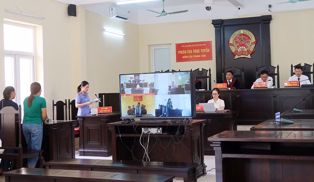20 năm tù cho bị cáo mua bán trái phép chất ma túy -0
