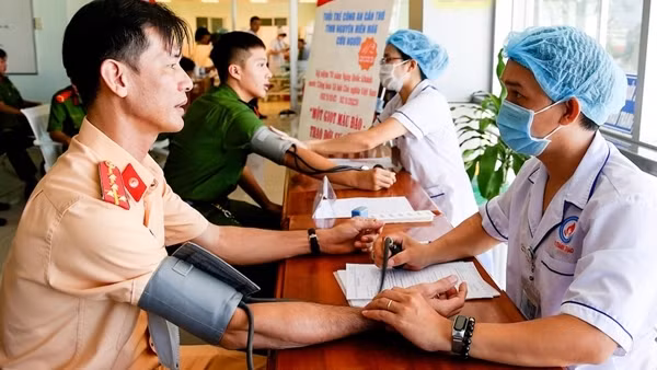 Tuổi trẻ Công an TP Cần Thơ hiến máu tình nguyện