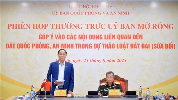 Góp ý nội dung về đất quốc phòng, an ninh trong dự án Luật Đất đai (sửa đổi)