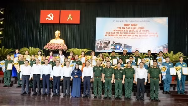 Tri ân lực lượng thầm lặng góp phần phòng, chống dịch COVID-19