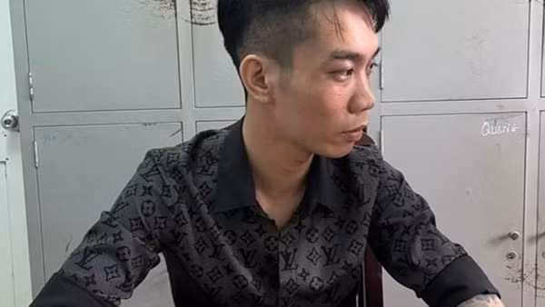 Đối tượng chặn đầu ôtô, đâm chết người đã ra đầu thú