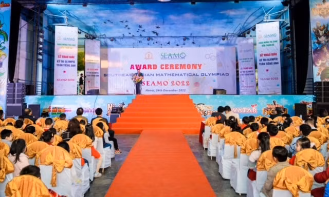Hiệu quả từ một kỳ thi đánh giá năng lực Toán học bằng tiếng Anh -0