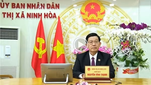 Miễn nhiệm Chủ tịch UBND thị xã Ninh Hòa sau khi bị kỷ luật cảnh cáo