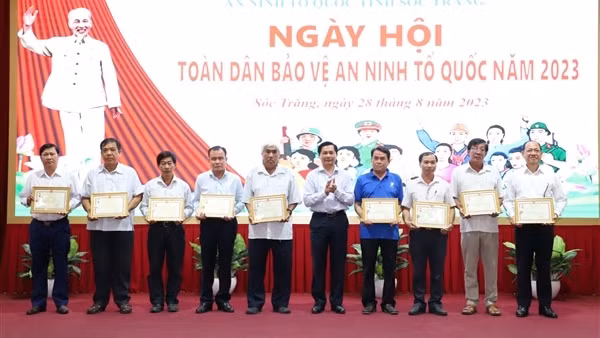 Phát huy hiệu quả các mô hình toàn dân bảo vệ ANTQ ở Sóc Trăng