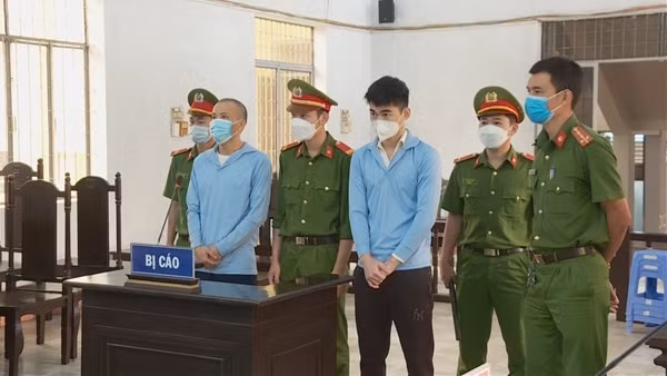 Dán ma túy vào các tờ tiền rồi mang bán cho con nghiện ảnh 5