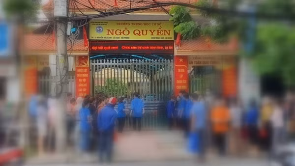 Bắt giam Hiệu trưởng và thủ quỹ thu chi sai hàng trăm triệu đồng