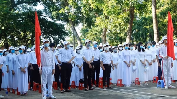 Xuyên tạc chủ trương tiêm vaccine cho học sinh bị xử phạt 7,5 triệu đồng ảnh 3