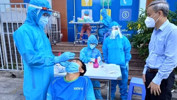 Đi du lịch Đà Lạt phải có xét nghiệm âm tính, tiêm đủ 2 mũi vaccine ảnh 2
