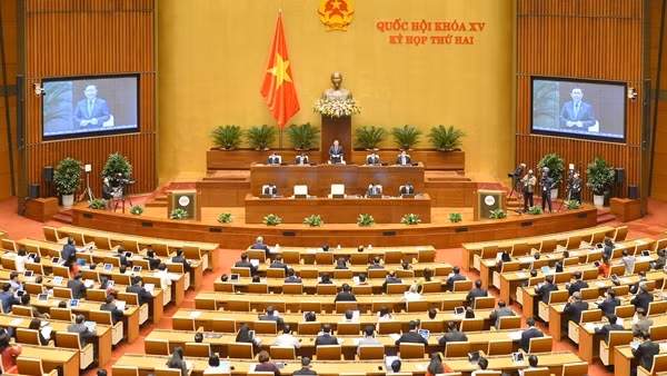 Bác sỹ mở phòng khám tư sẽ "lôi kéo" bệnh nhân? ảnh 3