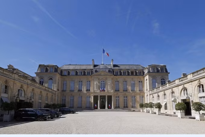 Nữ quân nhân cáo buộc bị đồng nghiệp cương hiếp tại Điện Elysee -0