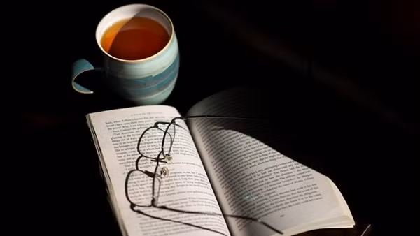 Tại sao đọc sách cũng... nguy hiểm?