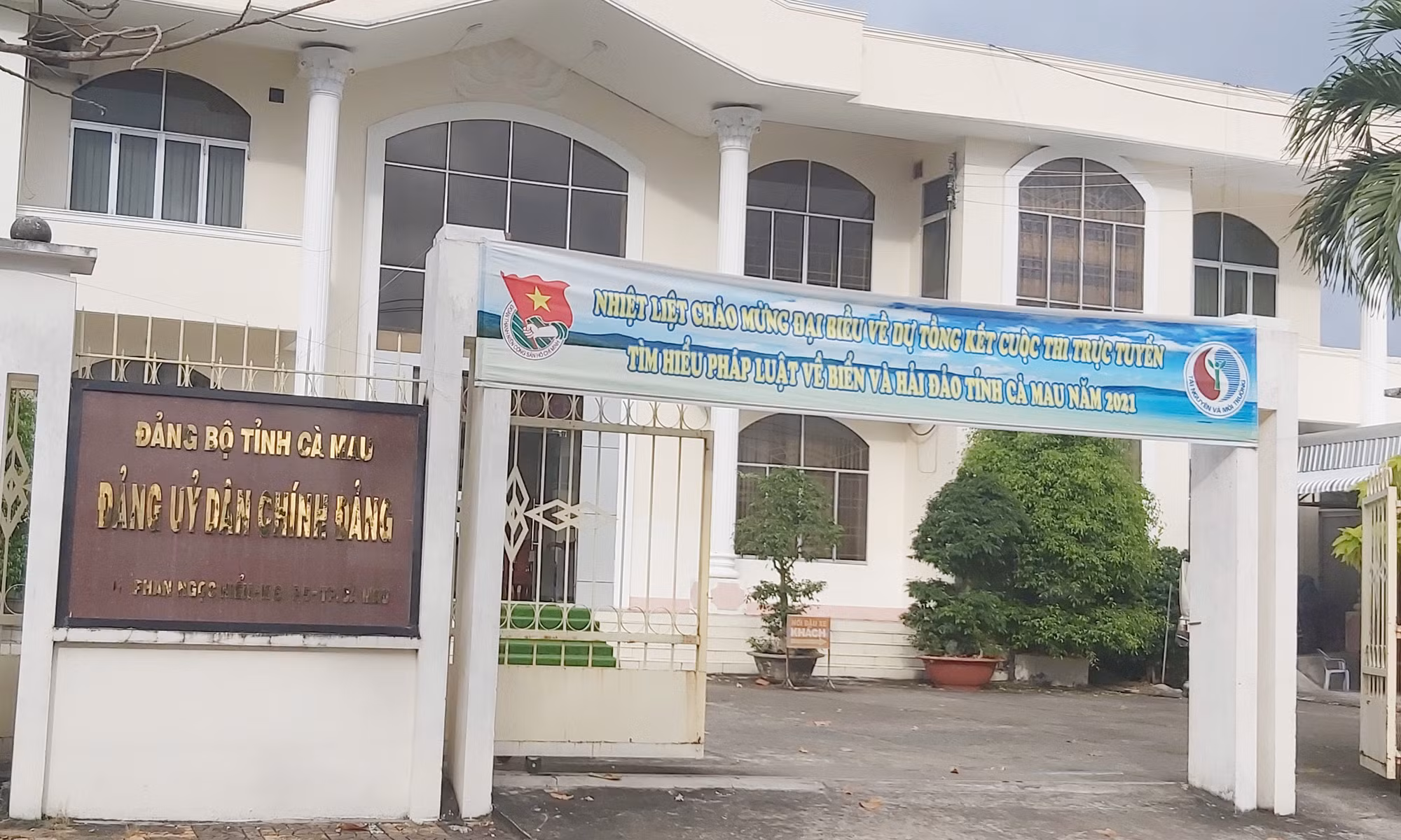 Nguyên kế toán Đảng ủy Dân Chính Đảng chiếm giữ trên 1 tỷ đồng tiền đảng phí -0