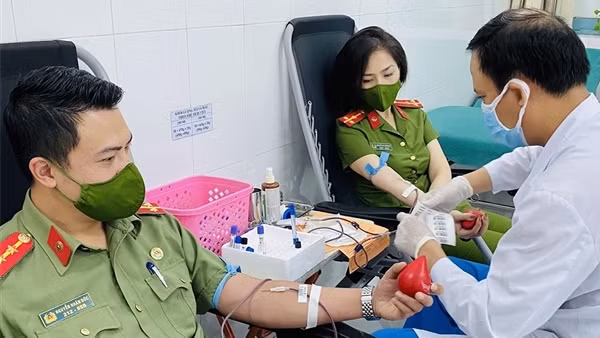 Công an TP Hà Nội thực hiện tốt nhiệm vụ bảo vệ an ninh quốc gia, bảo đảm trật tự an toàn xã hội ảnh 2