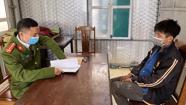 Dùng xe máy vận chuyển ma túy ở vùng biên ảnh 4