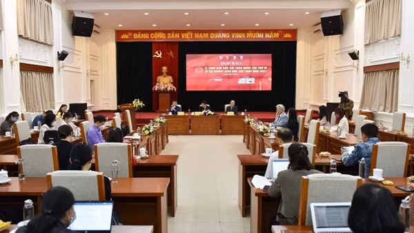 Trao giải báo chí toàn quốc về công tác dân số năm 2021 ảnh 3