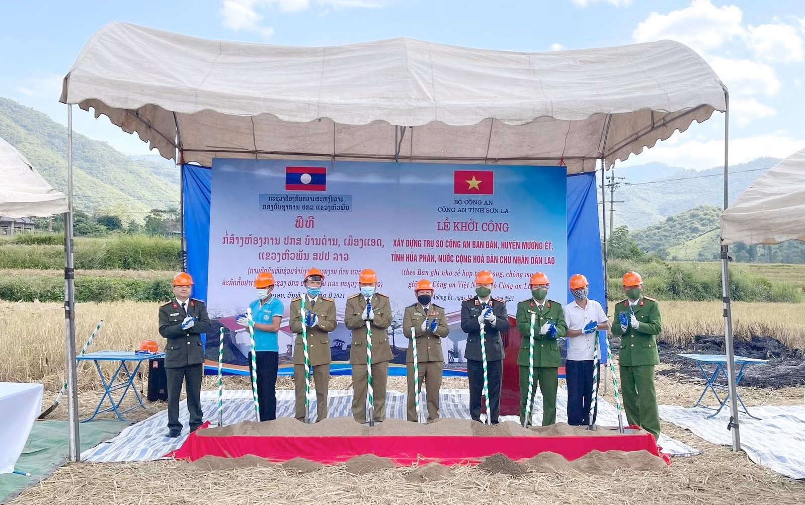 Công an Sơn La hỗ trợ Công an Hủa Phăn (Lào) xây dựng trụ sở -0