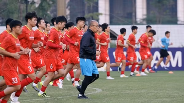 Hà Đức Chinh, tiền đạo khó lý giải của đội tuyển Việt Nam ảnh 2
