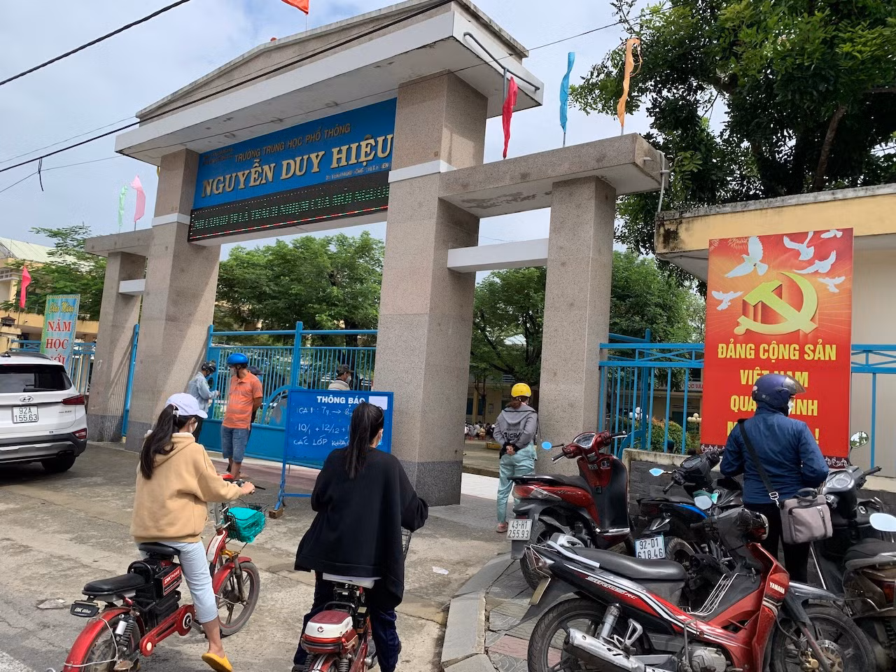 30 trường hợp nhiễm COVID-19 tại trường Nguyễn Duy Hiệu, tiếp tục xét nghiệm hàng trăm học sinh -0