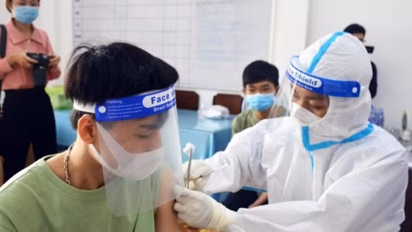 Hà Nội tiêm được trên 235.000 mũi vaccine cho trẻ em, ngày mai tiêm cho học sinh lớp 9 ảnh 3