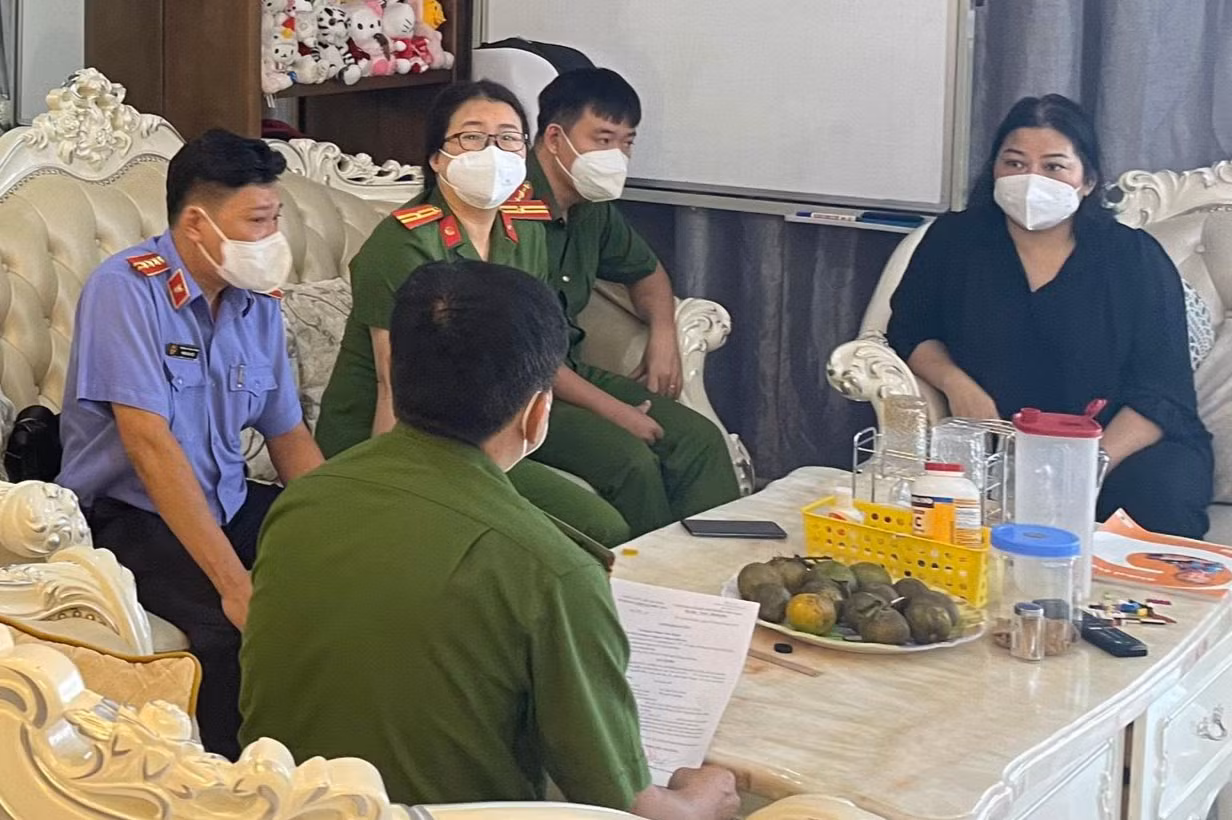 Ham bất động sản, coi chừng dính dự án 