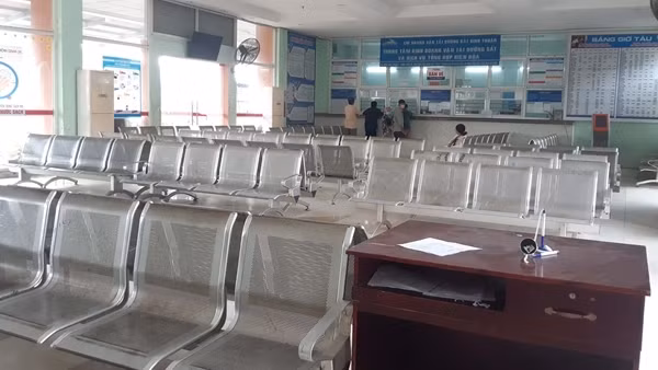 Từ hôm nay, bán vé các đoàn tàu địa phương Tết Nhâm Dần 2022 ảnh 3