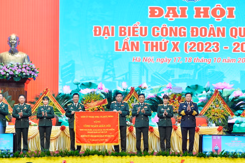 Khai mạc Đại hội đại biểu Công đoàn Quân đội lần thứ X -0