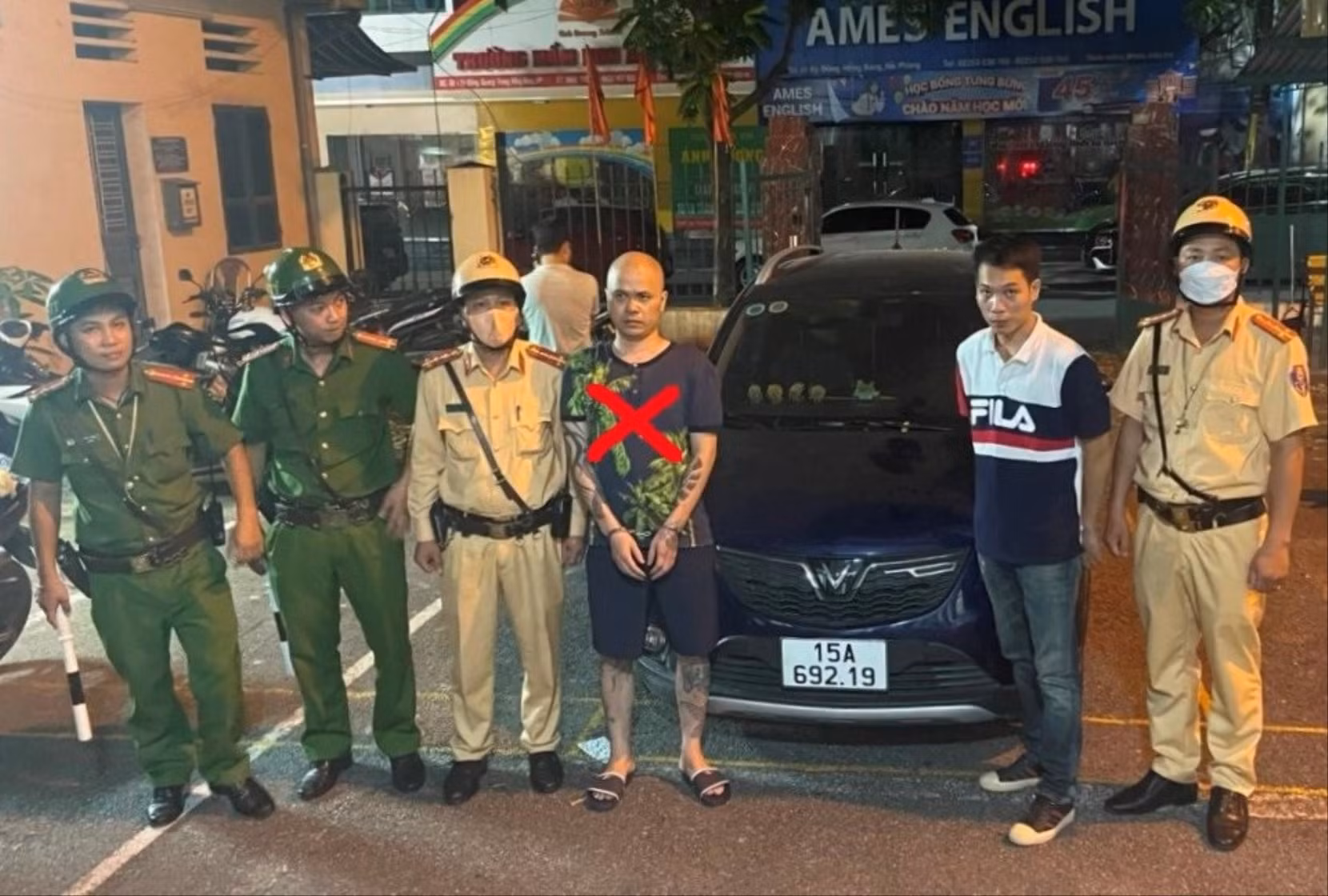 Hải Phòng khởi tố 2 vụ chống người thi hành công vụ khi tham gia giao thông -0