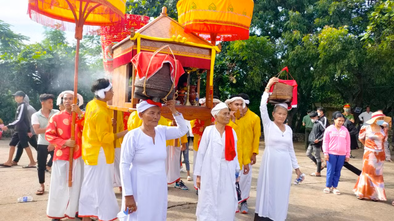 Rộn ràng Lễ hội Katê của người Chăm Bình Thuận -1