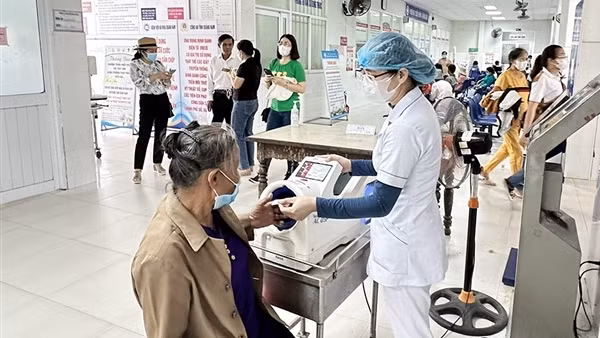 Xây dựng gói BHYT bổ sung góp phần tăng hiệu quả sử dụng nguồn lực cho chăm sóc sức khỏe