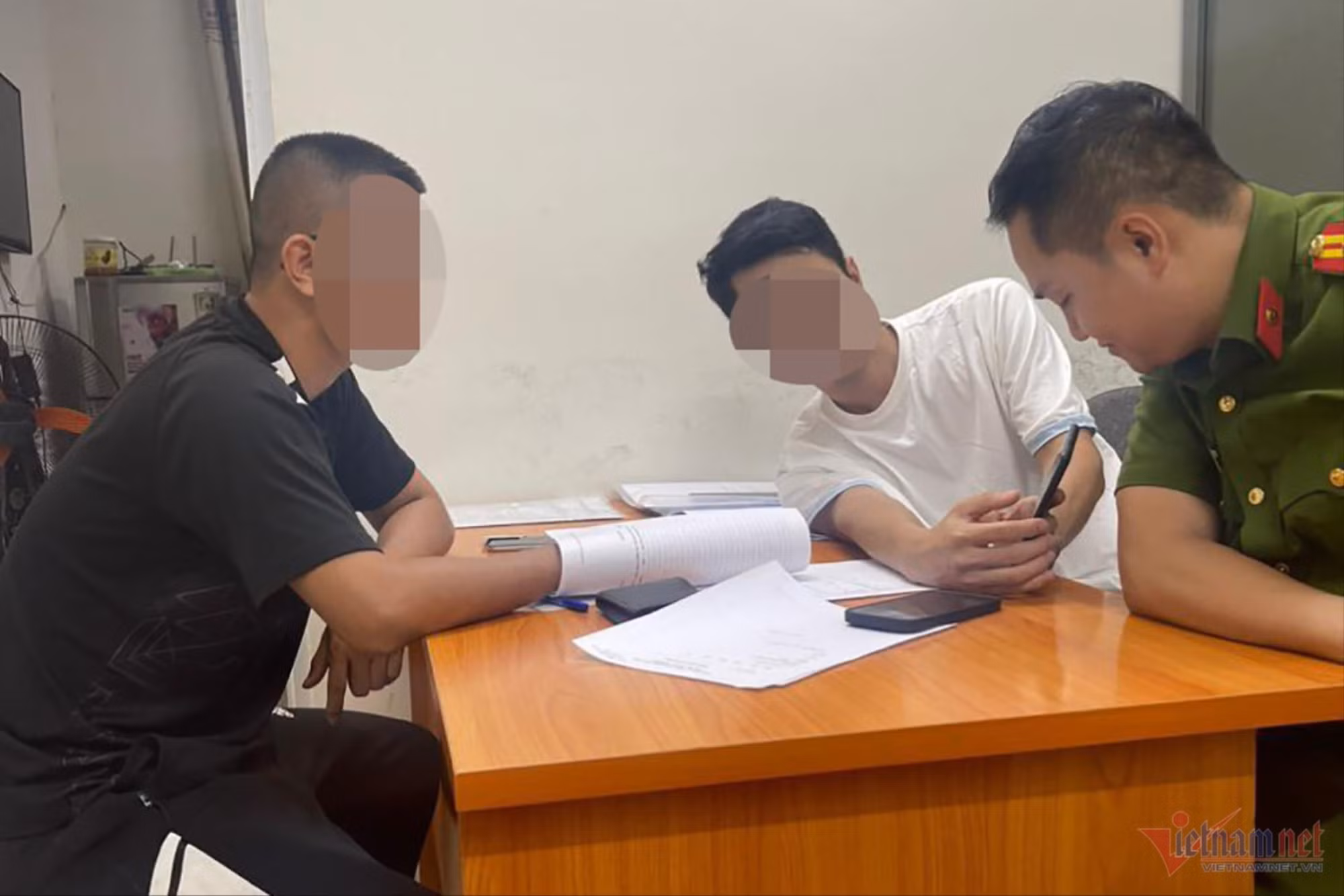 Đã xác minh danh tính nhóm người đi xe phân khối lớn “bốc đầu” tốc độ cao ở Cát Bà -0